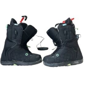 Burton Black women’s Snowboard Boots